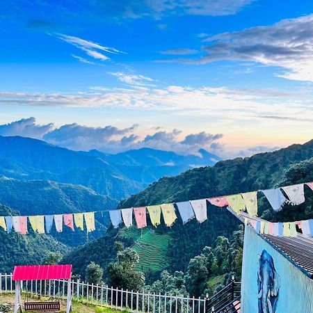 Into The Wild Stays Dhanaulti Exterior photo