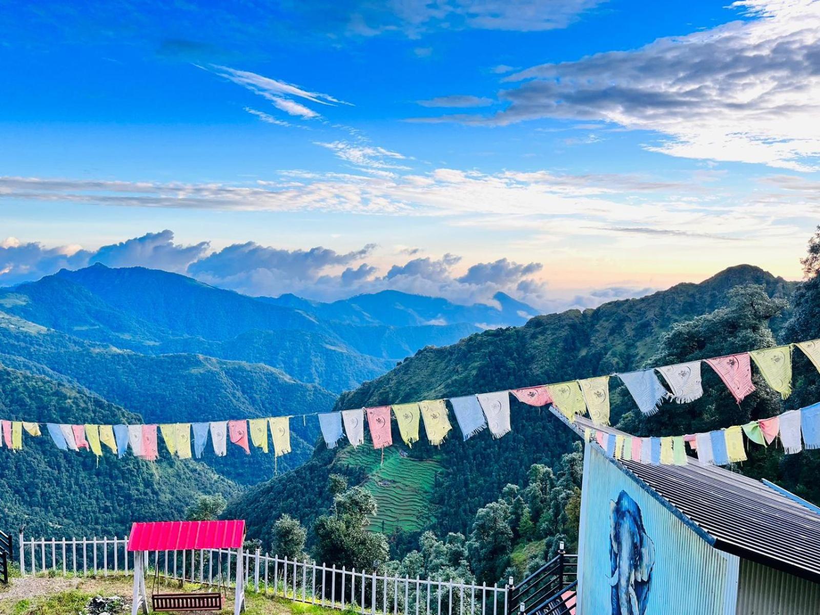 Into The Wild Stays Dhanaulti Exterior photo